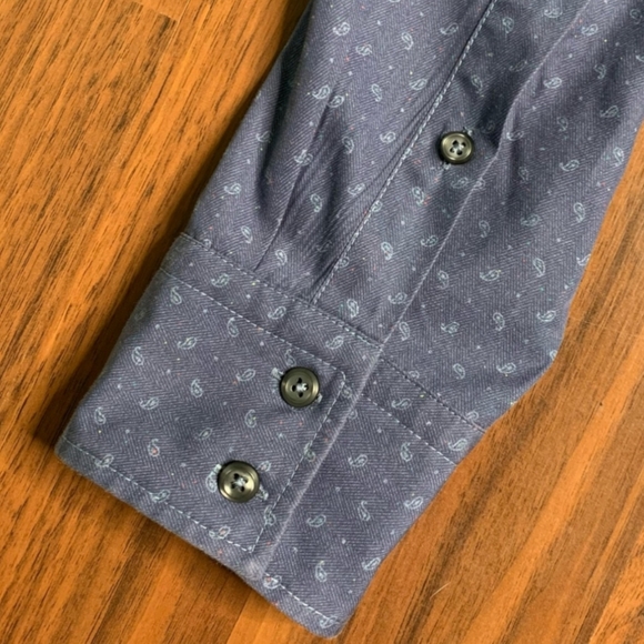 🆕 NWOT Hugo Boss Paisley Print Button Down - Picture 4 of 5